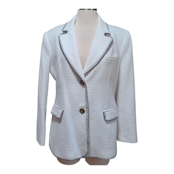 ZARA Women's Blazer Size XL White w/Black Stich Trim Blue Buttons 2373/5… - Picture 1 of 12
